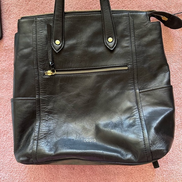Lodi’s black purse/backpack - Picture 4 of 4